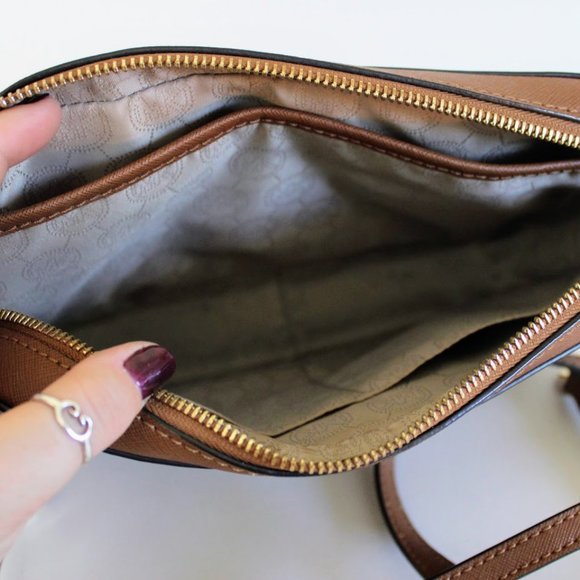 Michael Kors Brown/Tan Jet Set Large Saffiano Leather Crossbody Bag - Picture 6 of 12